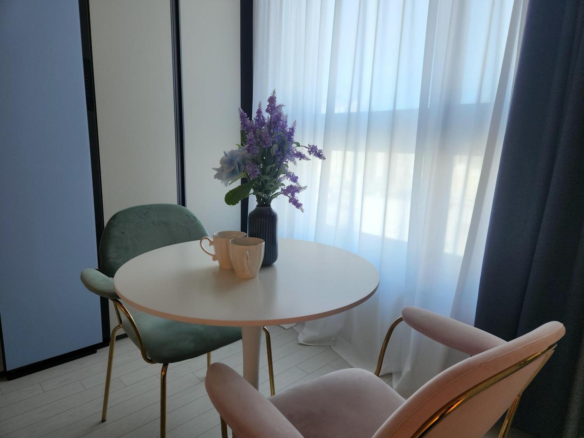 Daegu Star B&B Dsr Hotel Lily Guestroom Zimmer foto